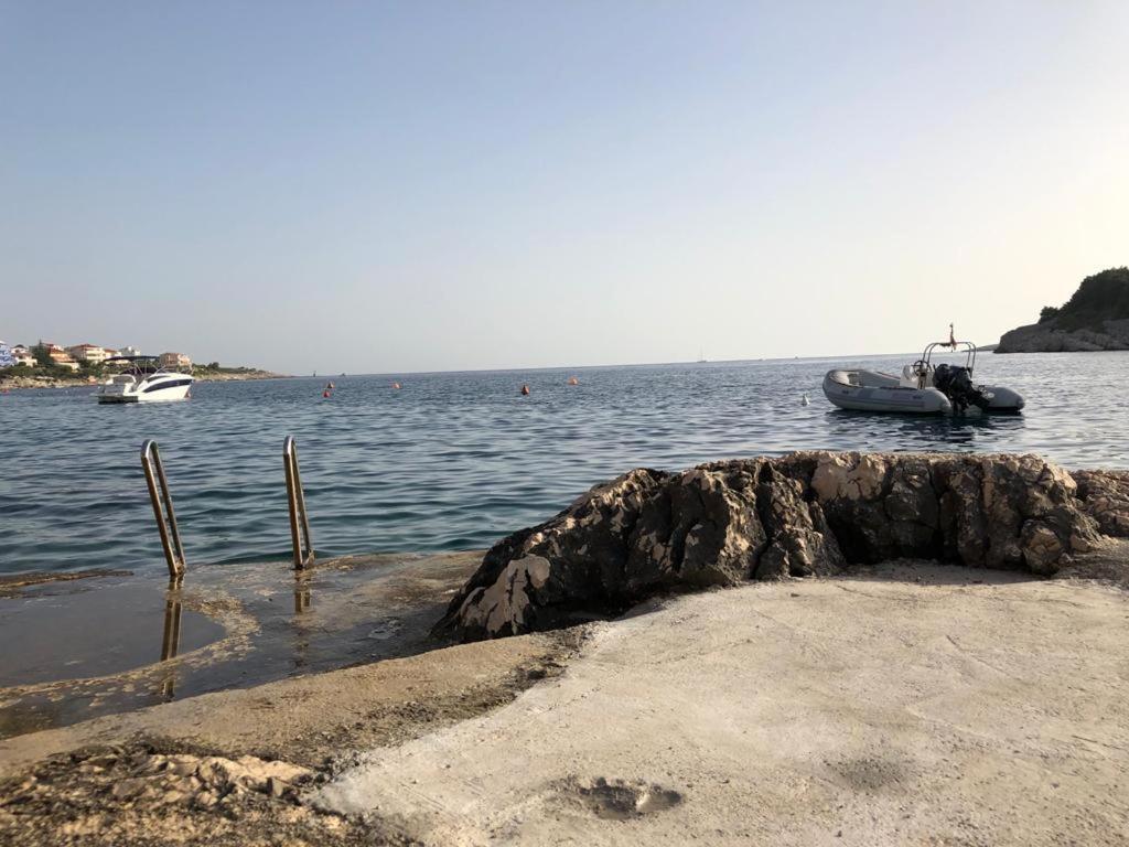 Apartmani Mares Ražanj 外观 照片